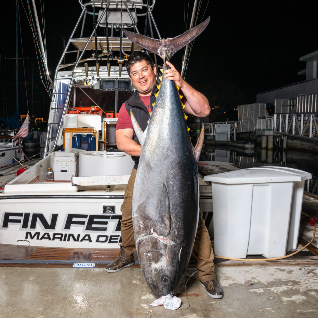 Christian & Friends Fin Fetish 9 21-6